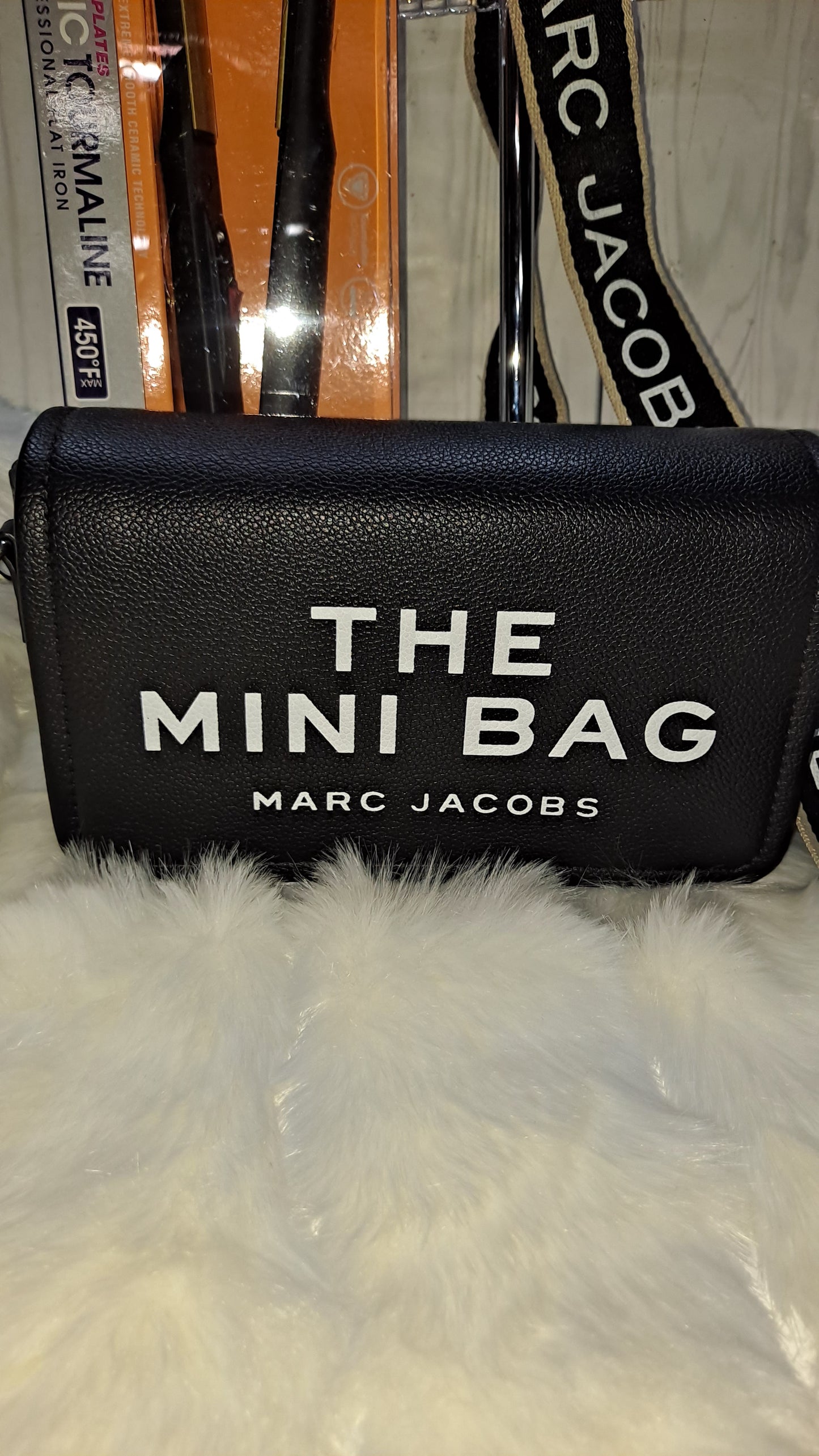 SET MJ CROSSBODY & FLAT IRONS