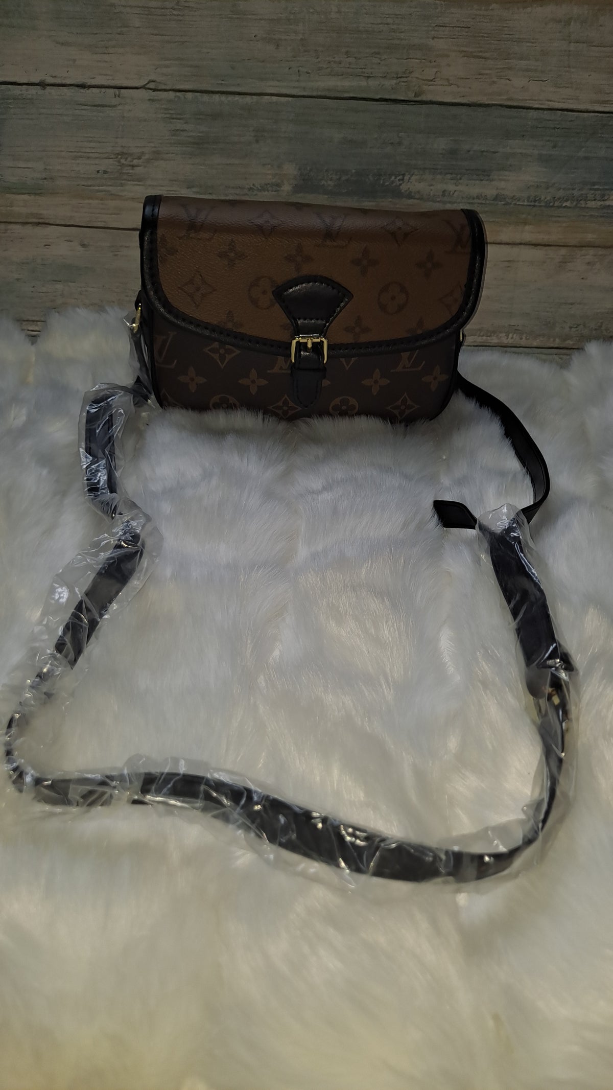 LOUISV MINI CROSSBODY BAG