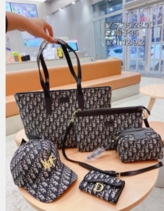 CD NEVERFULL & COSMETICS BAG OR FLAT CROSSBODY BAG OR WALLET OR HAT (Copy)