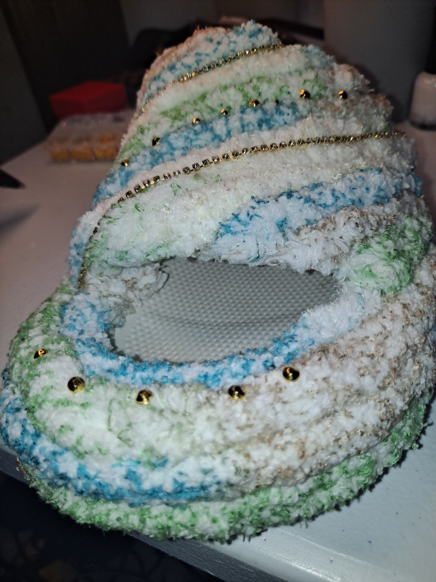 CHUNKY YARN SLIDES