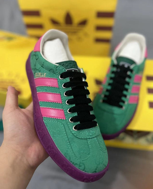 PRE-ORDER GG SNEAKERS