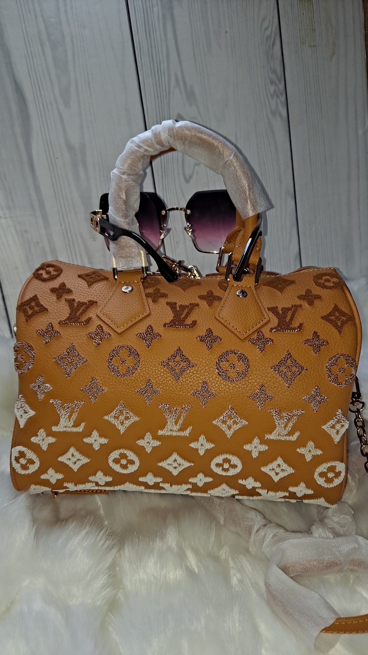 LOUISV AMBRAY 30" CM SPEEDY CROSSBODY BAG
