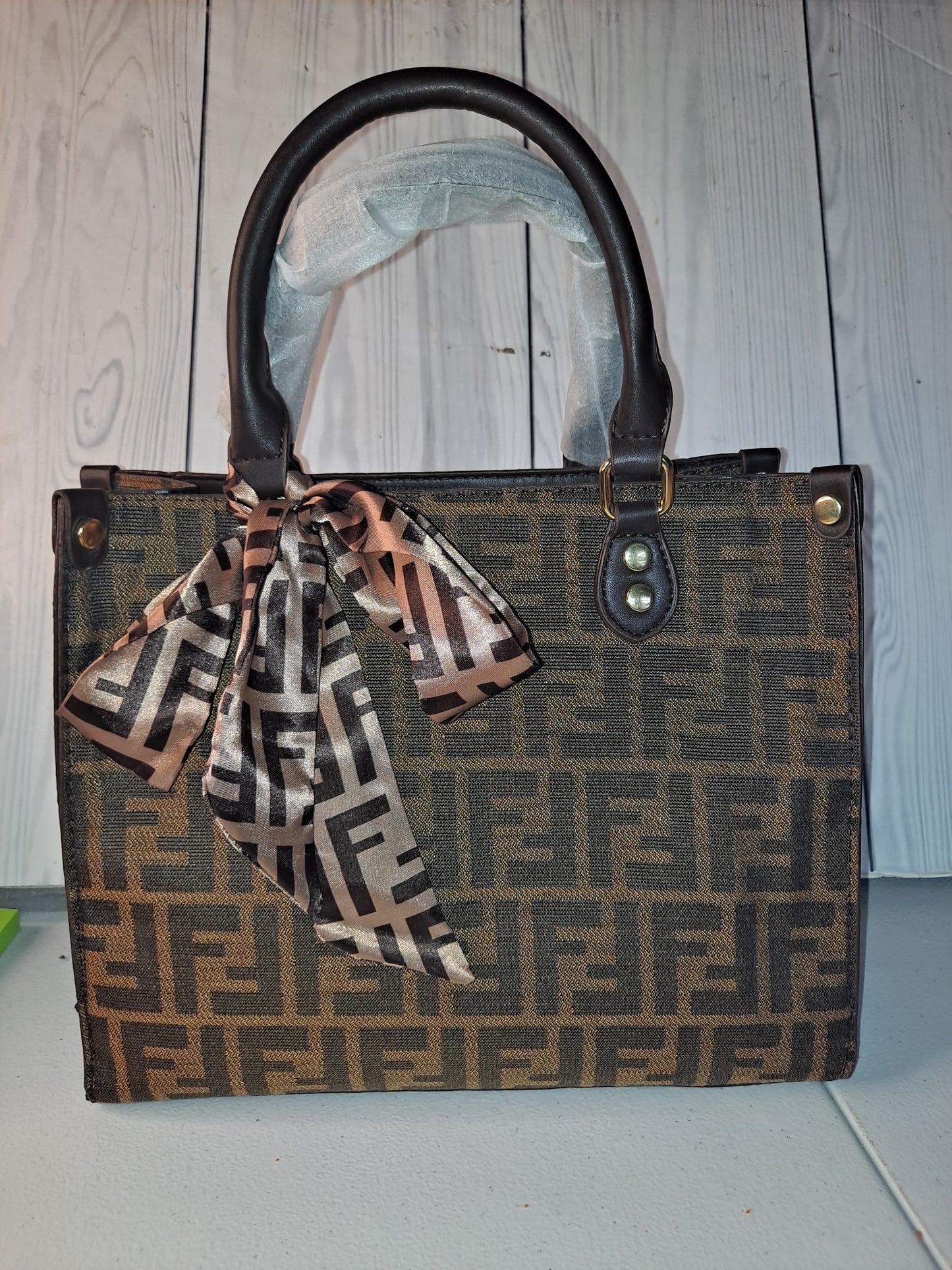 Clearance FF MEDIUM CROSSBODY BAG