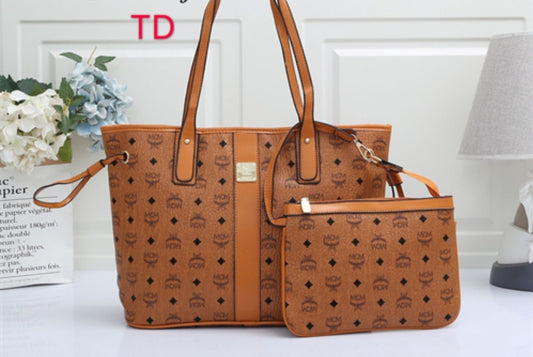 M(M SET WRISTLET & BAG