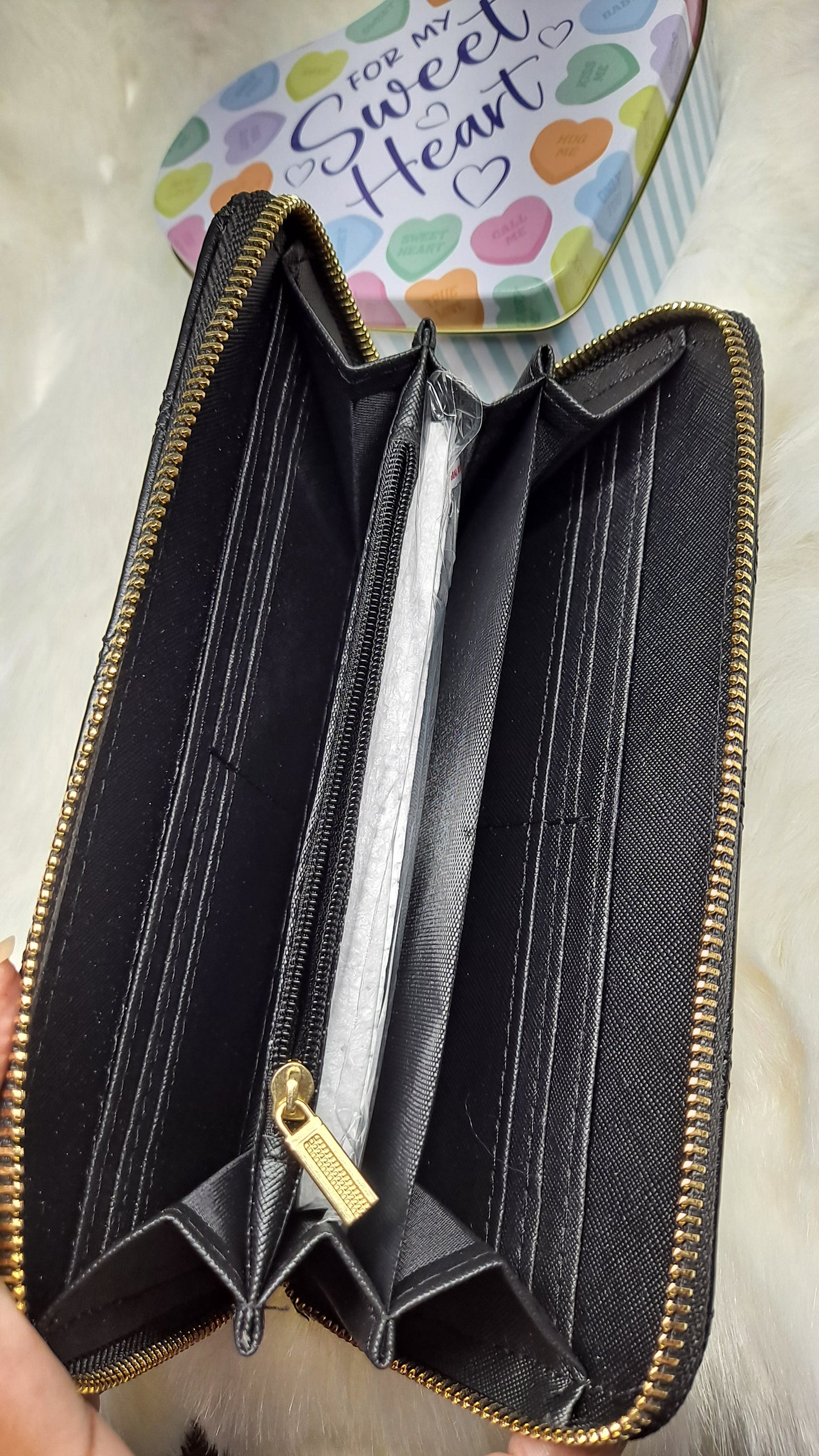CC or YL TOTE OR CROSSBODY BAG OR WALLET