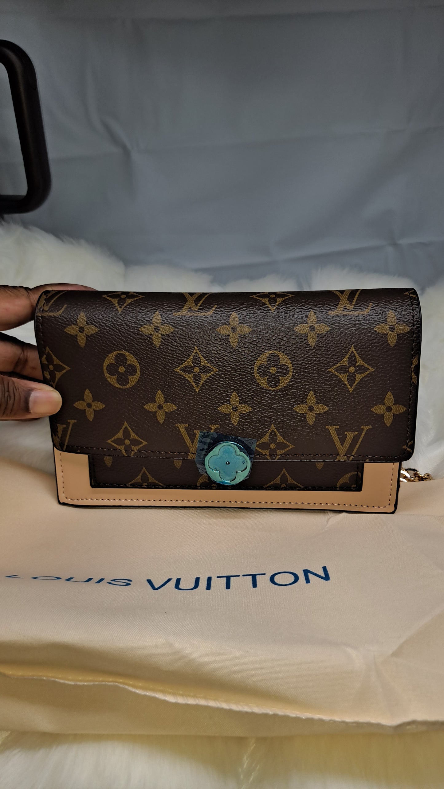 LV or HOBO OR CROSSBODY BAG OR WALLET