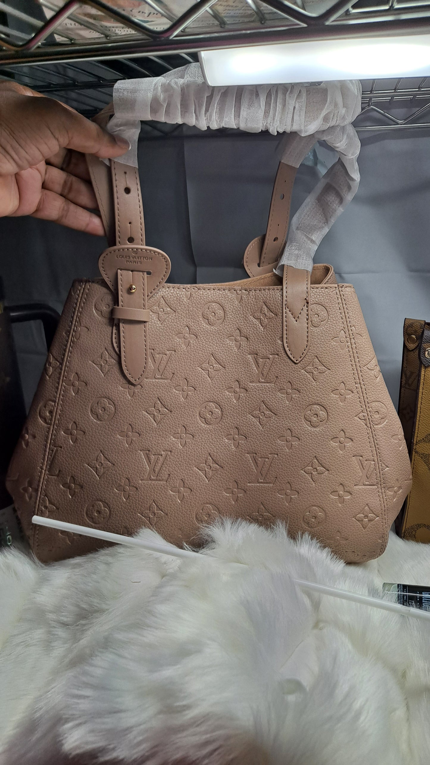 LV or HOBO OR CROSSBODY BAG OR WALLET