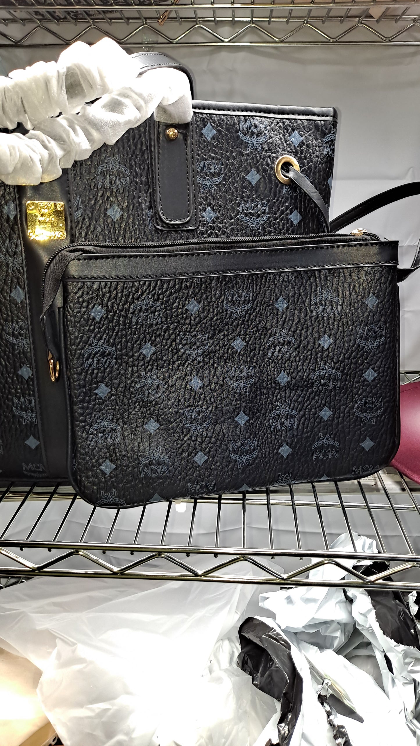 MC NEVERFULL BAG & WRISTLET CLEARANCE