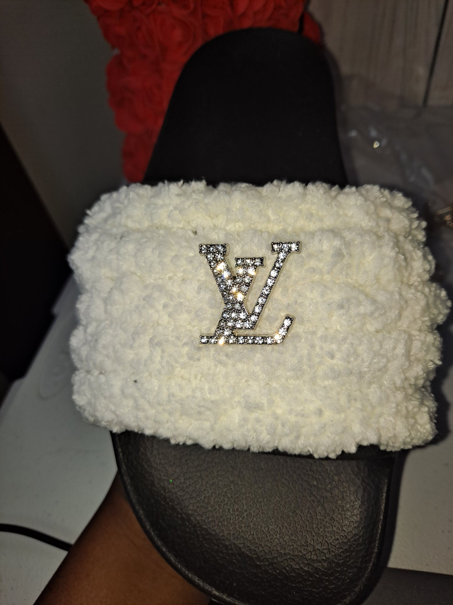 CHUNKY YARN SLIDES
