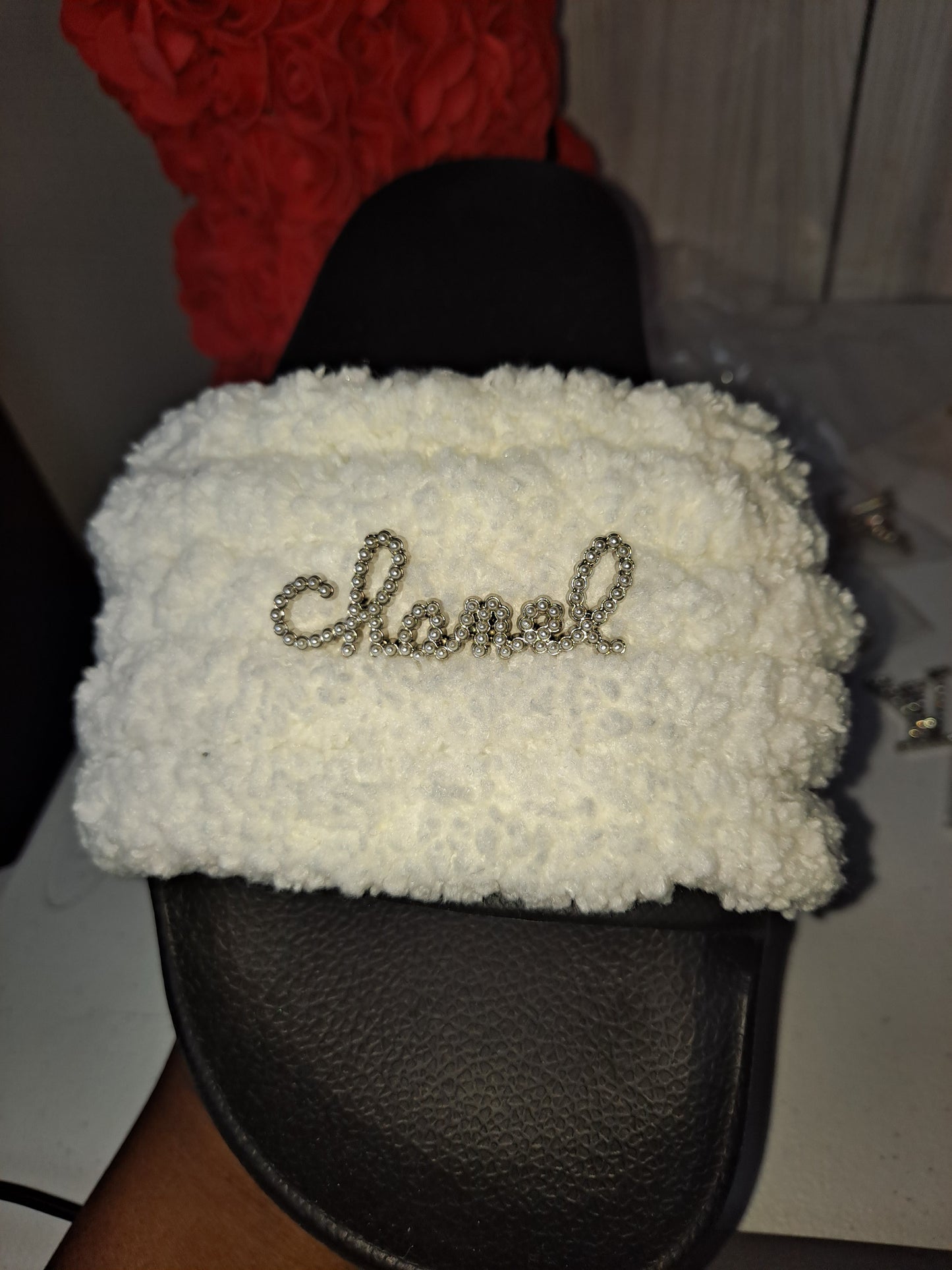 CHUNKY YARN SLIDES