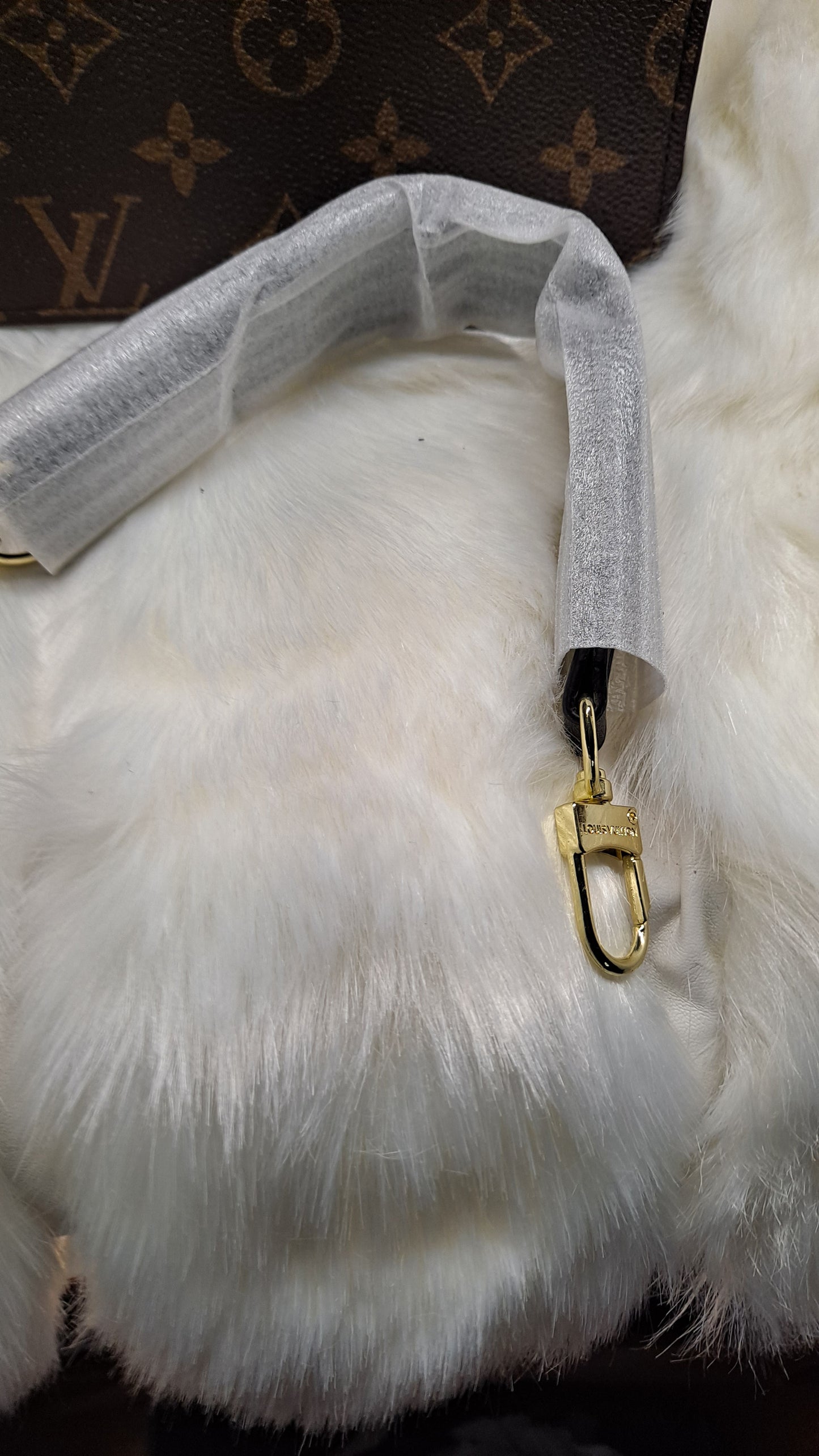 LV BUCKET CROSSBODY BAG