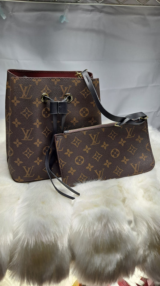 LV BUCKET CROSSBODY BAG
