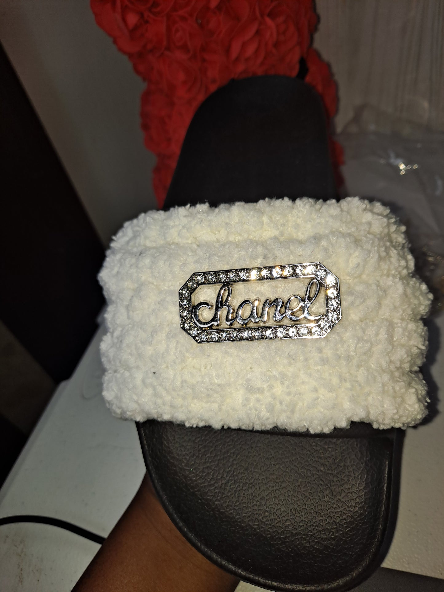 CHUNKY YARN SLIDES