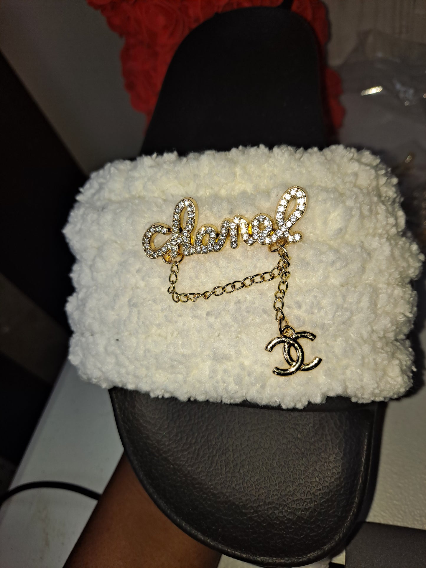 CHUNKY YARN SLIDES