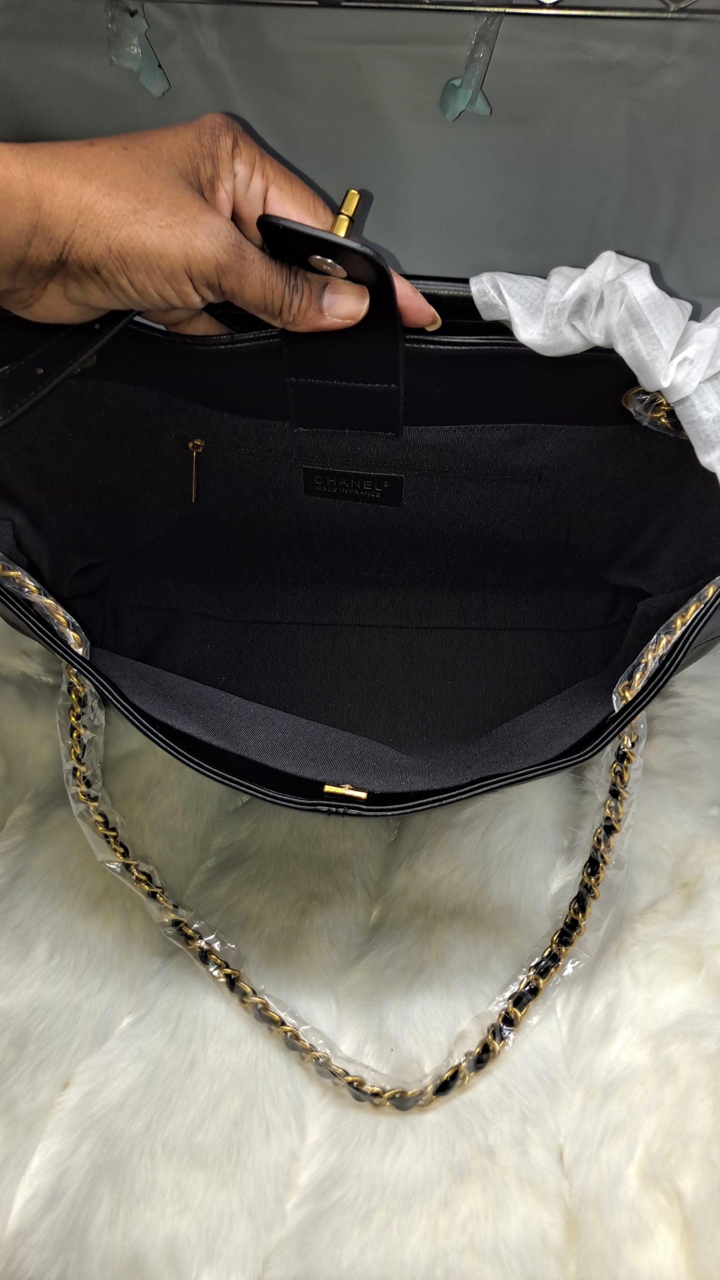 CC or YL TOTE OR CROSSBODY BAG OR WALLET