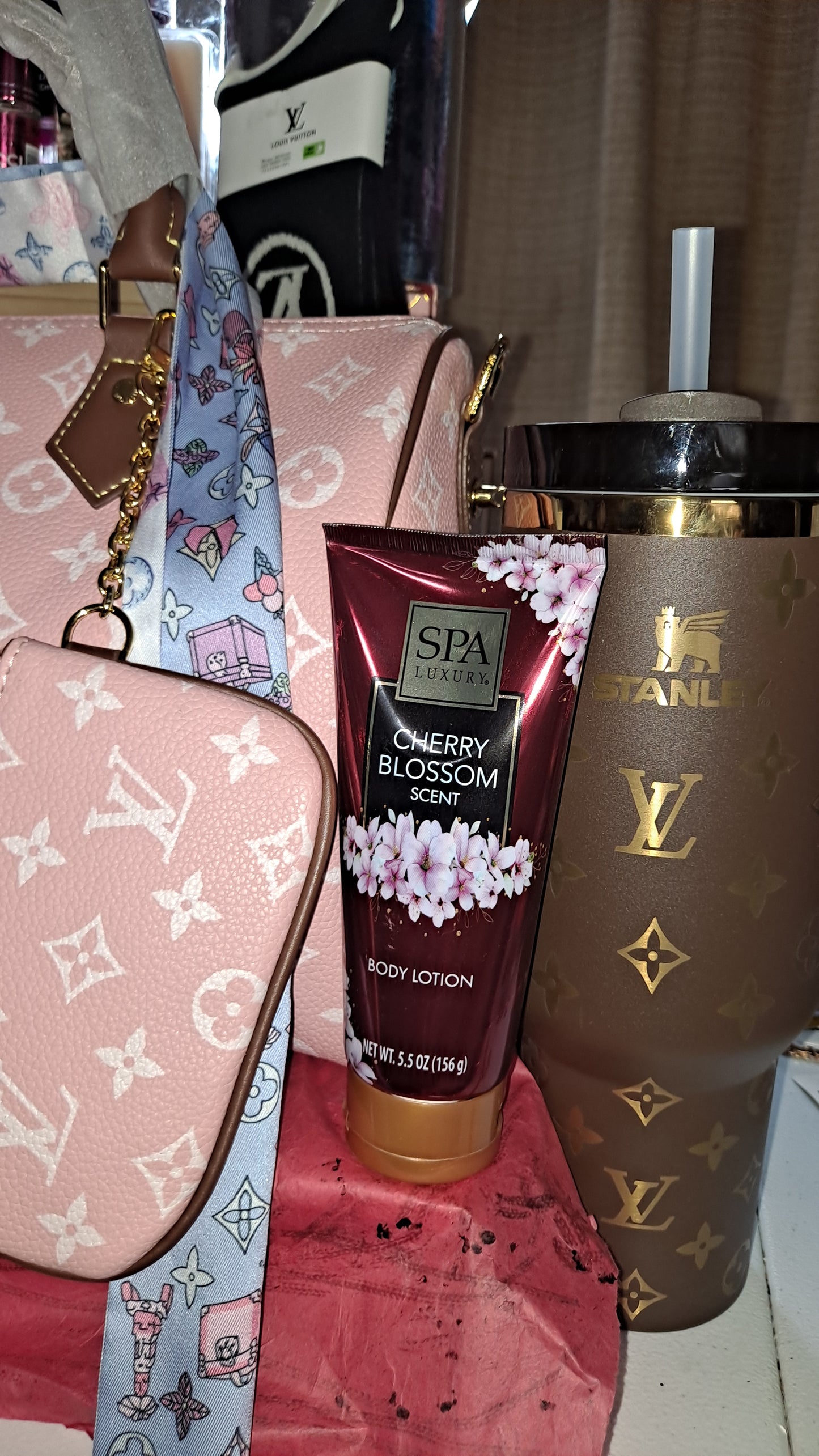 LV BUNDLE (everything including)