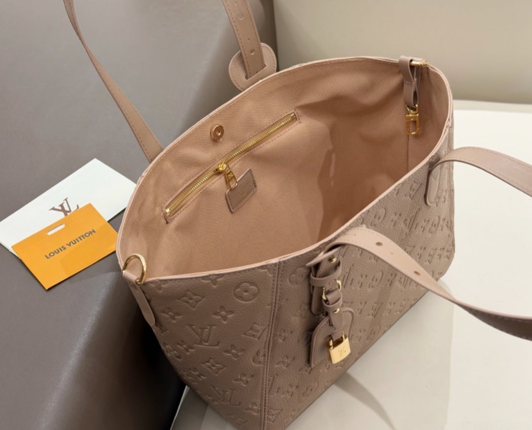 LV or HOBO OR CROSSBODY BAG OR WALLET