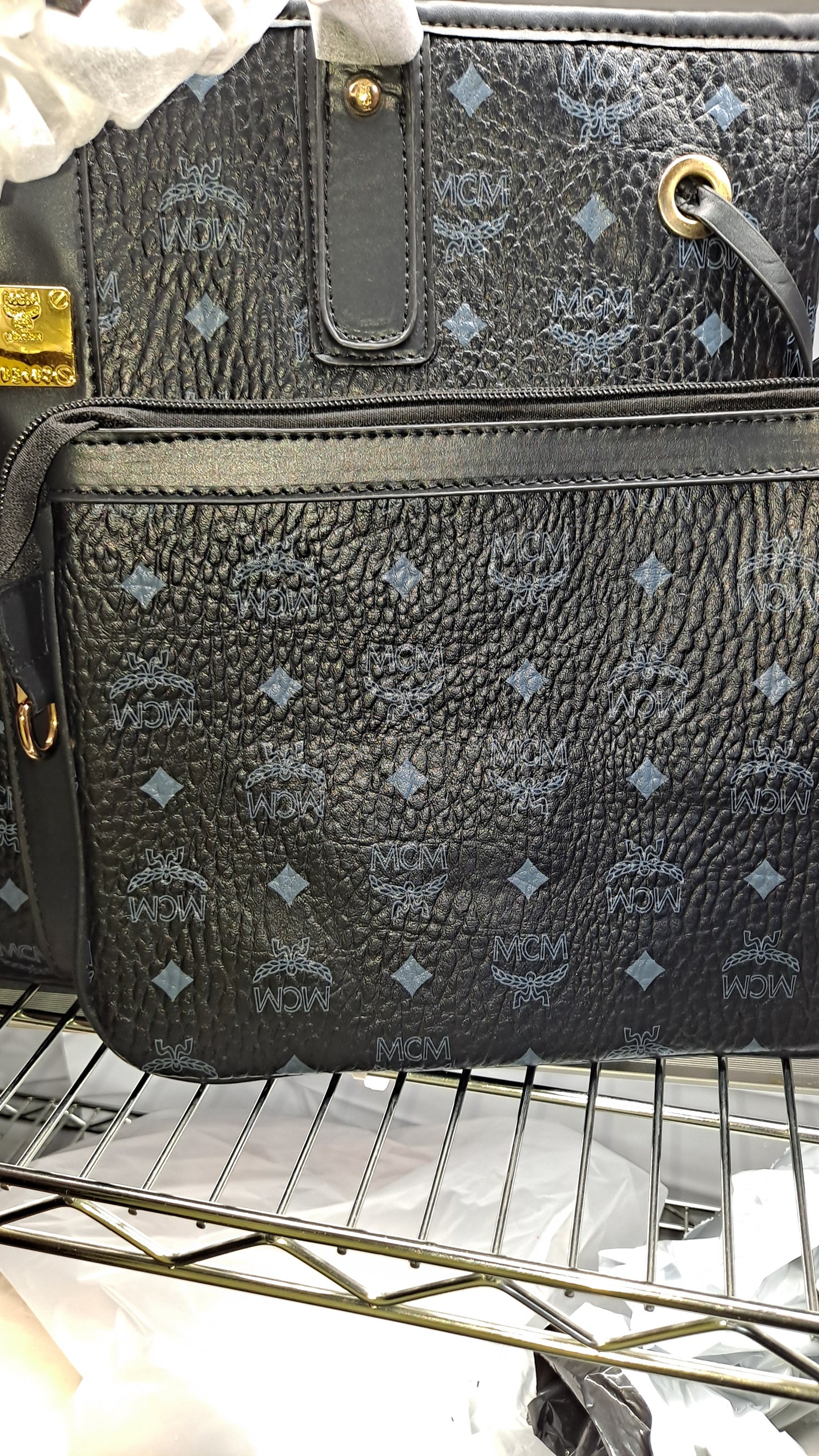 MC NEVERFULL BAG & WRISTLET CLEARANCE