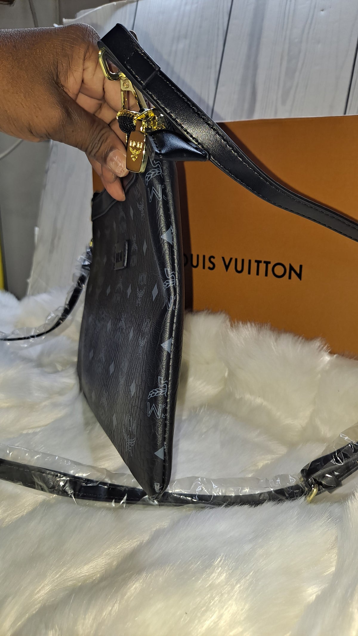 M(M BLACK FLAT CROSSBODY BAG