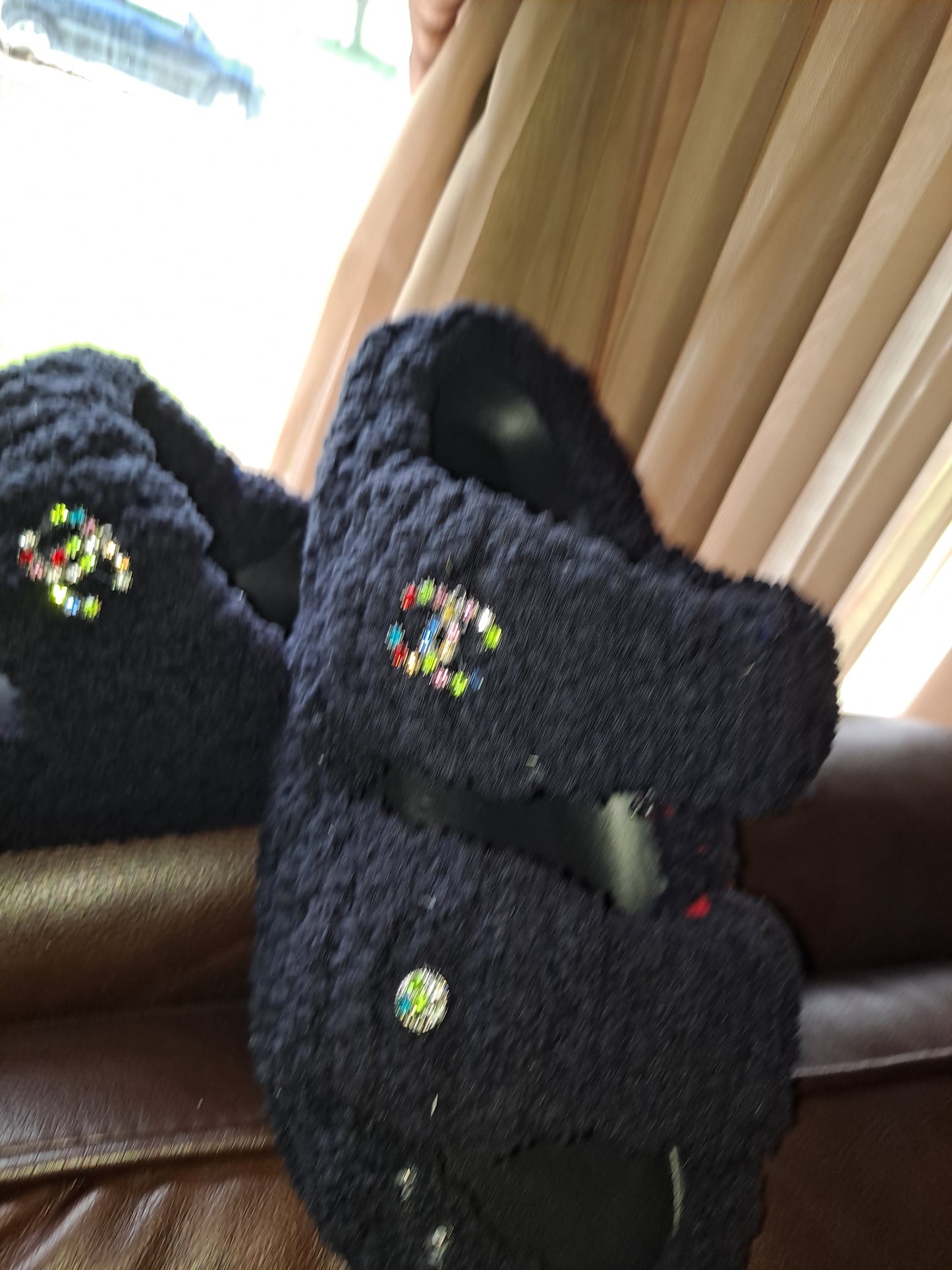 CHUNKY YARN SLIDES