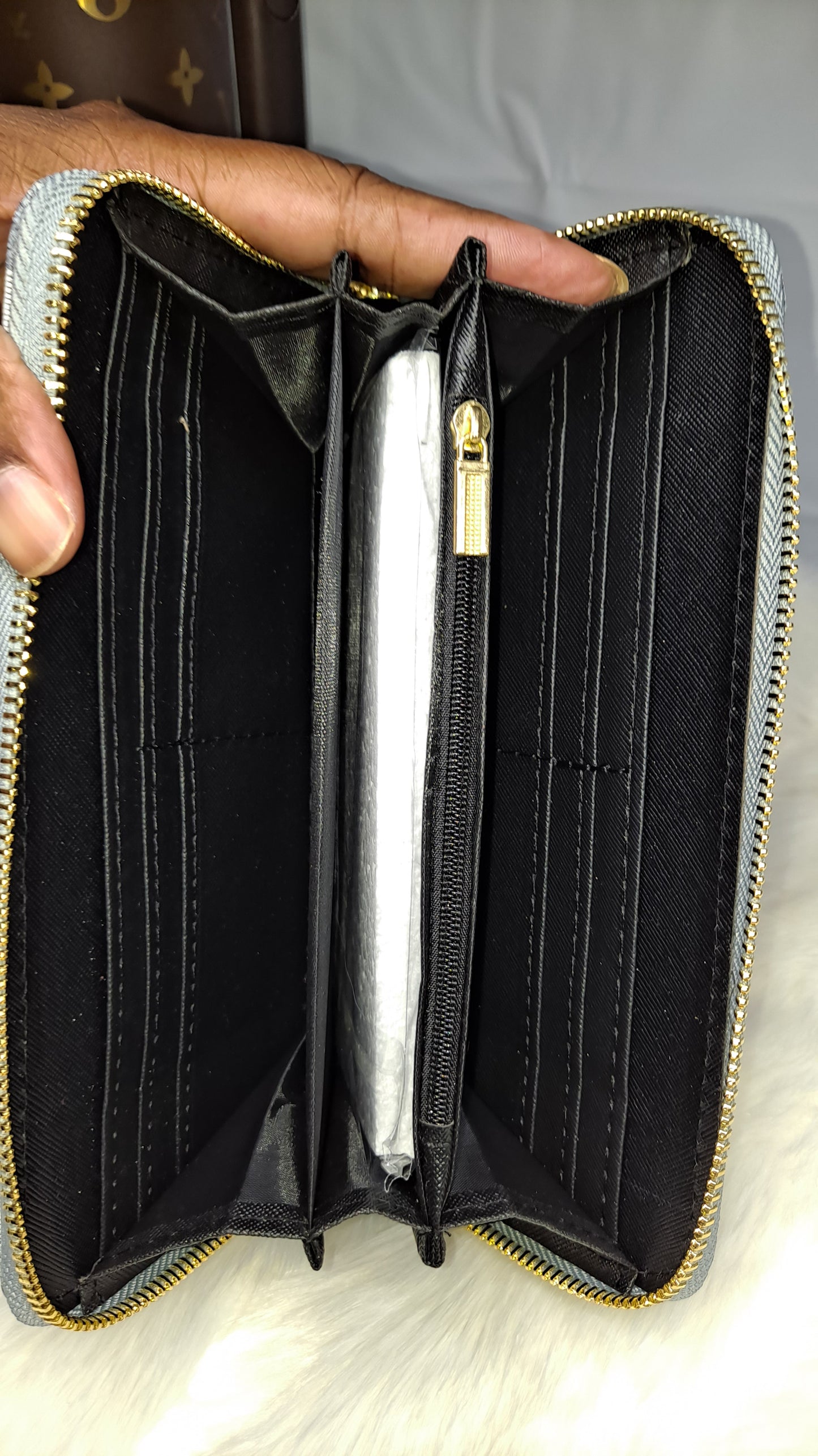 CD TOTE OR CROSSBODY BAG OR WALLET