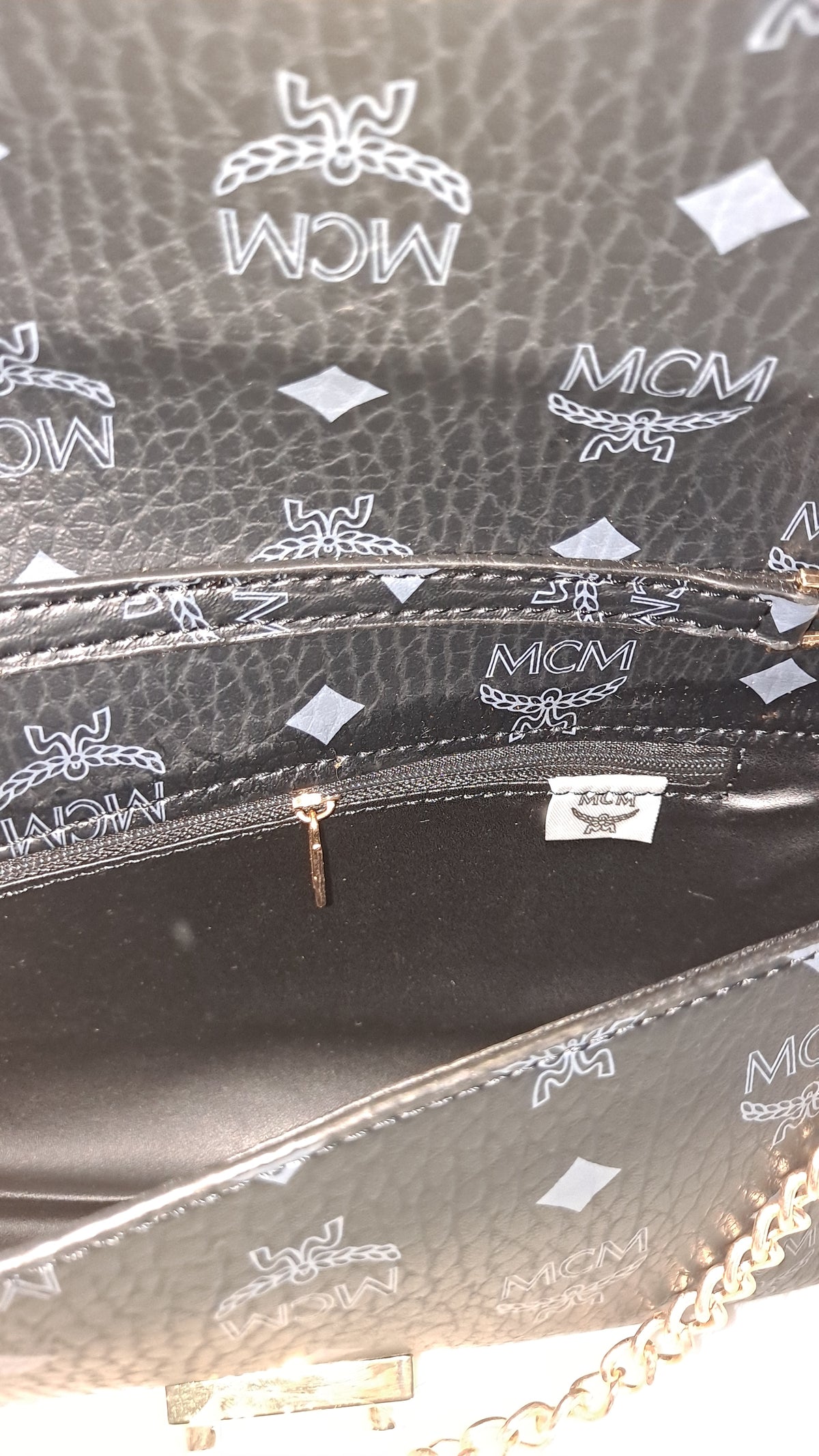 M(M BLACK MINI CHAIN CROSSBODY BAG