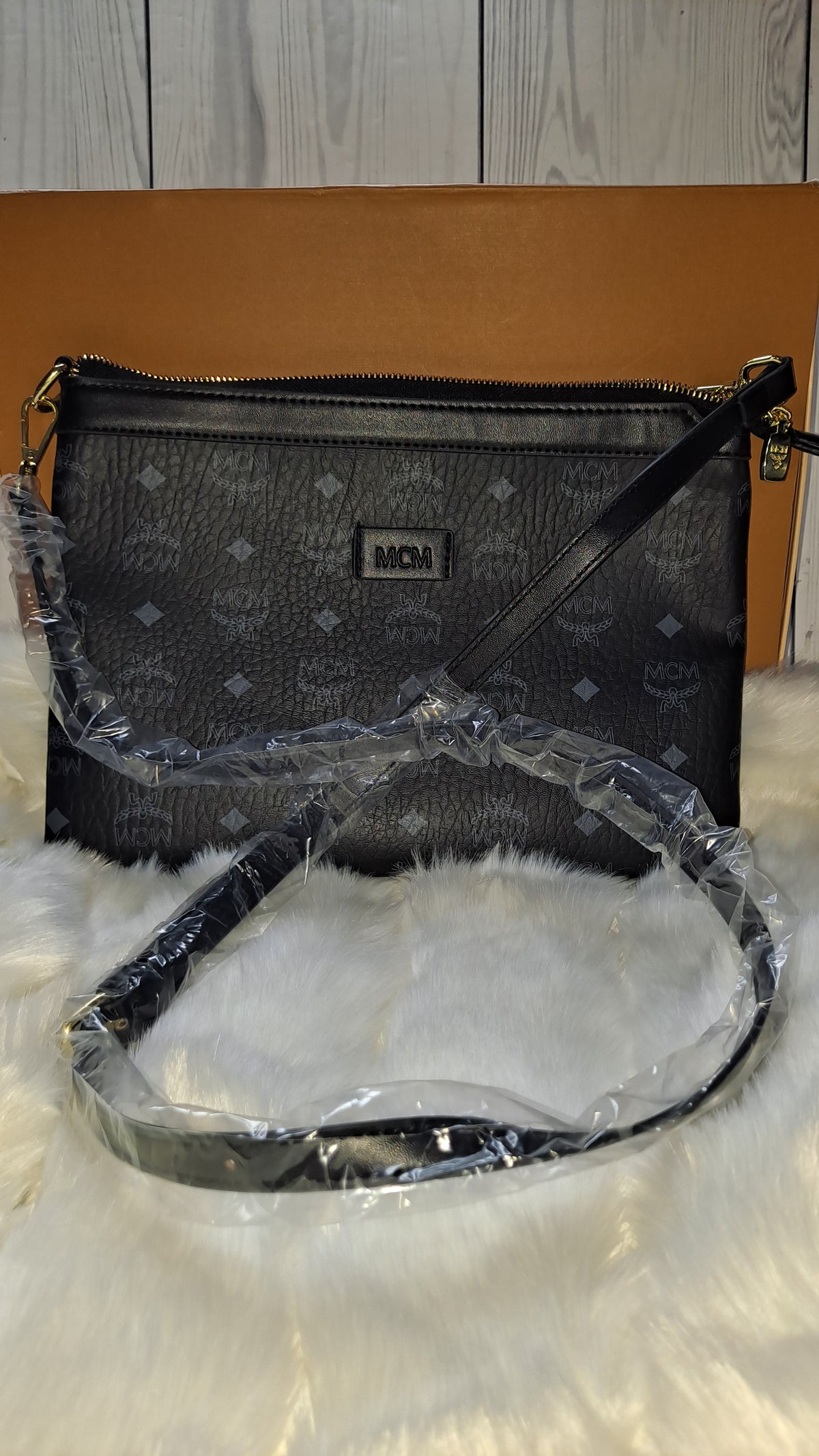 M(M BLACK FLAT CROSSBODY BAG