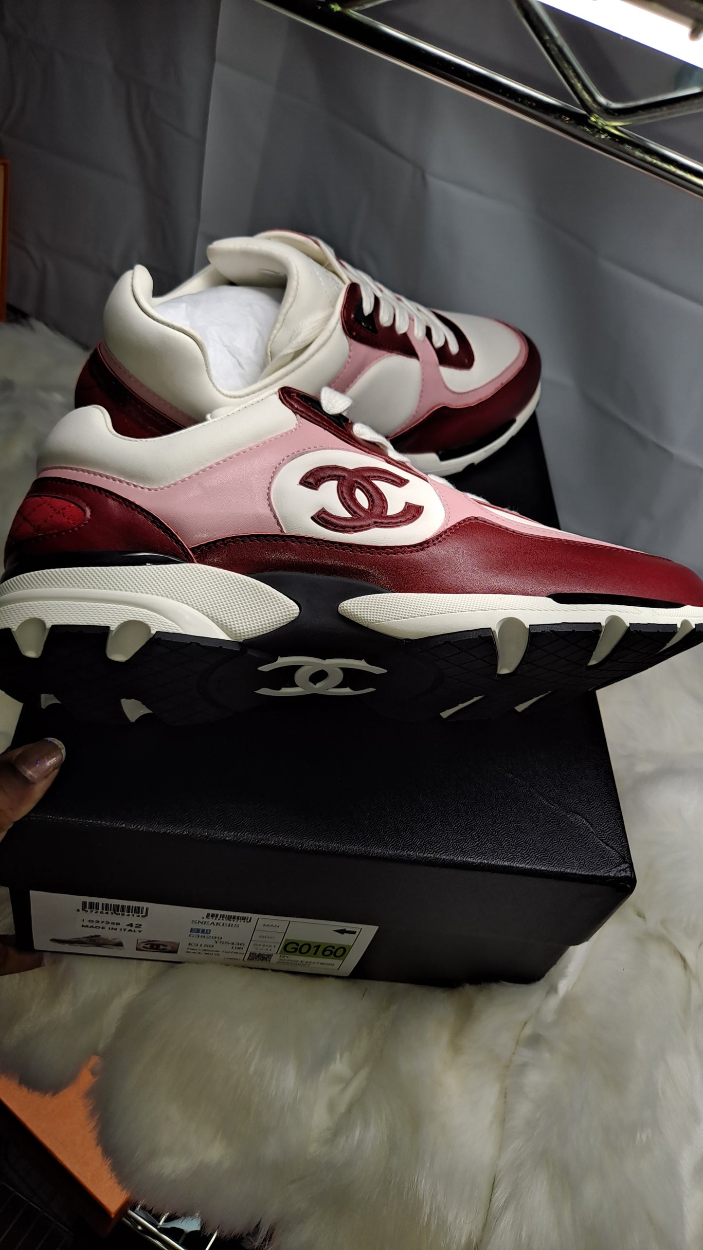CC SNEAKERS SIZE 10.5-11 CLEARANCE