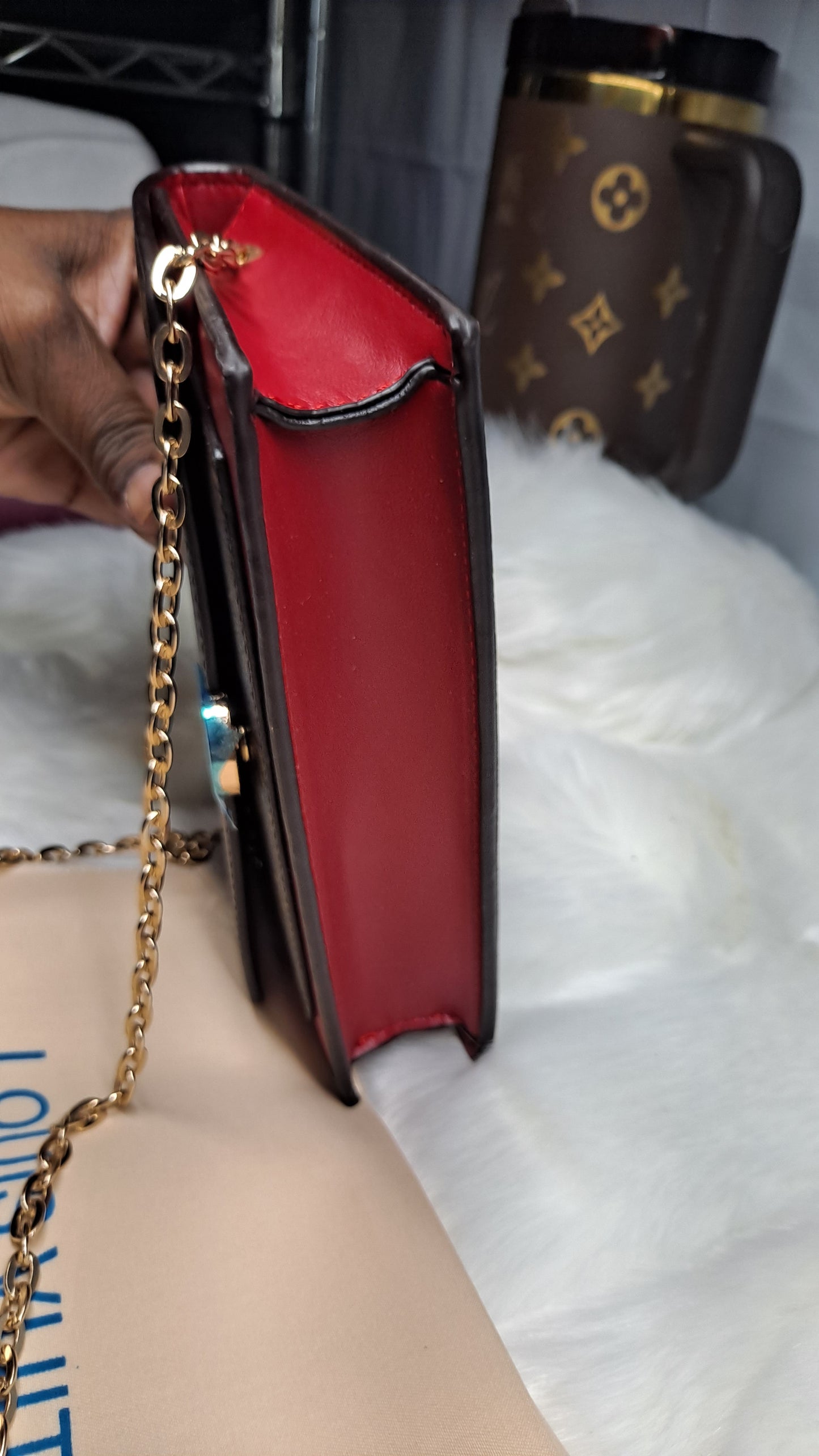 LV or HOBO OR CROSSBODY BAG OR WALLET