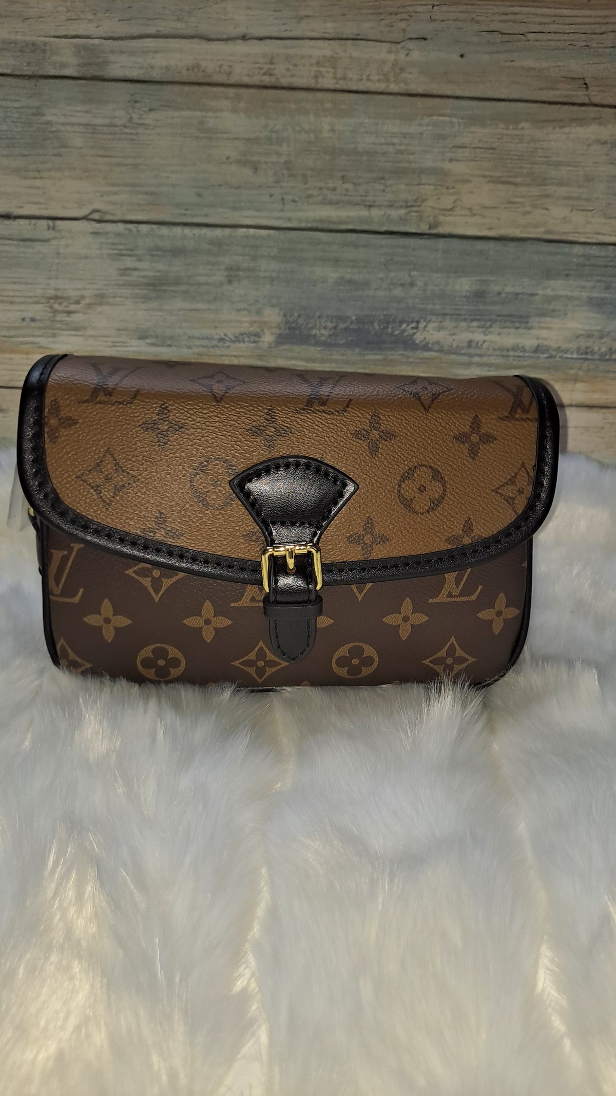 LOUISV MINI CROSSBODY BAG