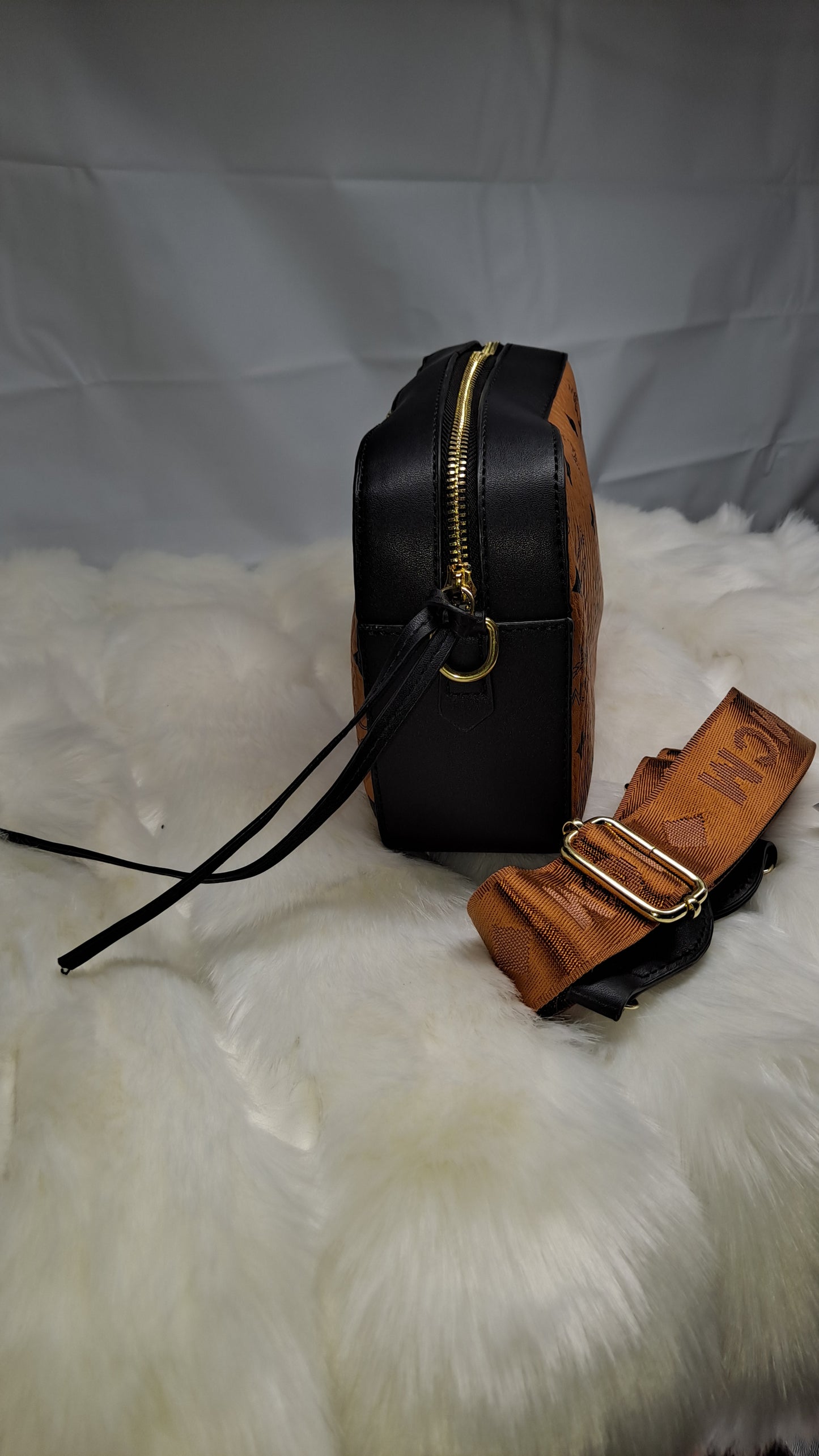 MC CROSSBODY BAG CLEARANCE