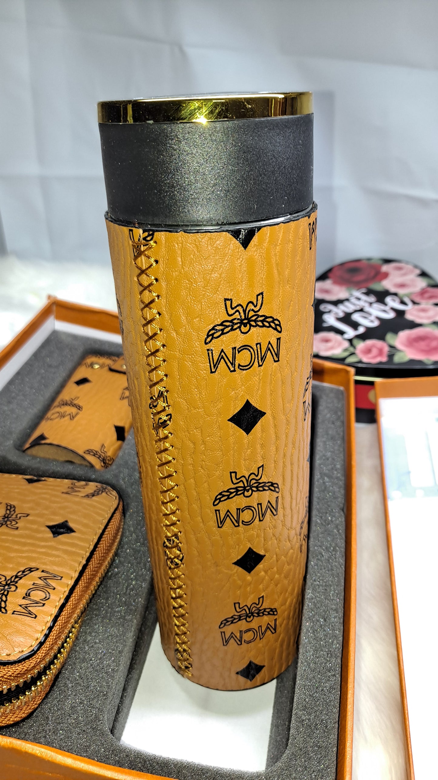 MC 3pc SET KEYHOLDER, WALLET BAG & WATER BOTTLE. CLEARANCE