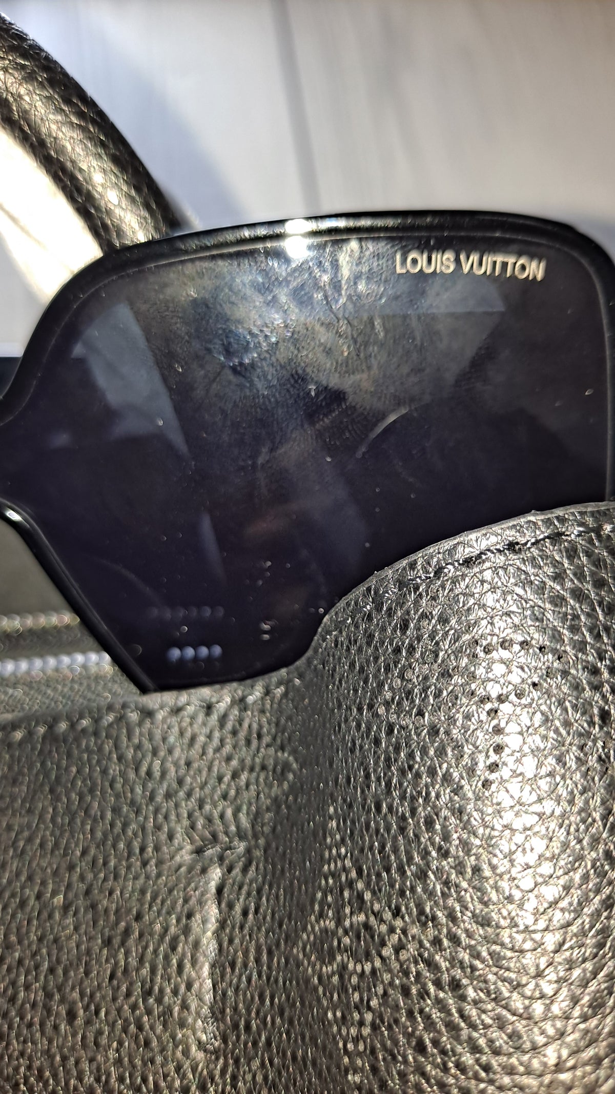 LOUISV BLACK HOBO BAG