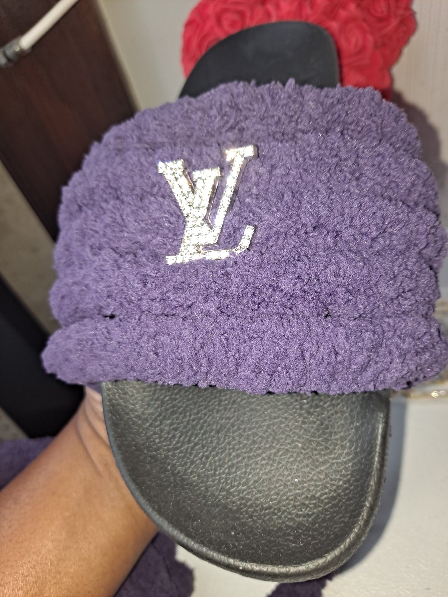 CHUNKY YARN SLIDES