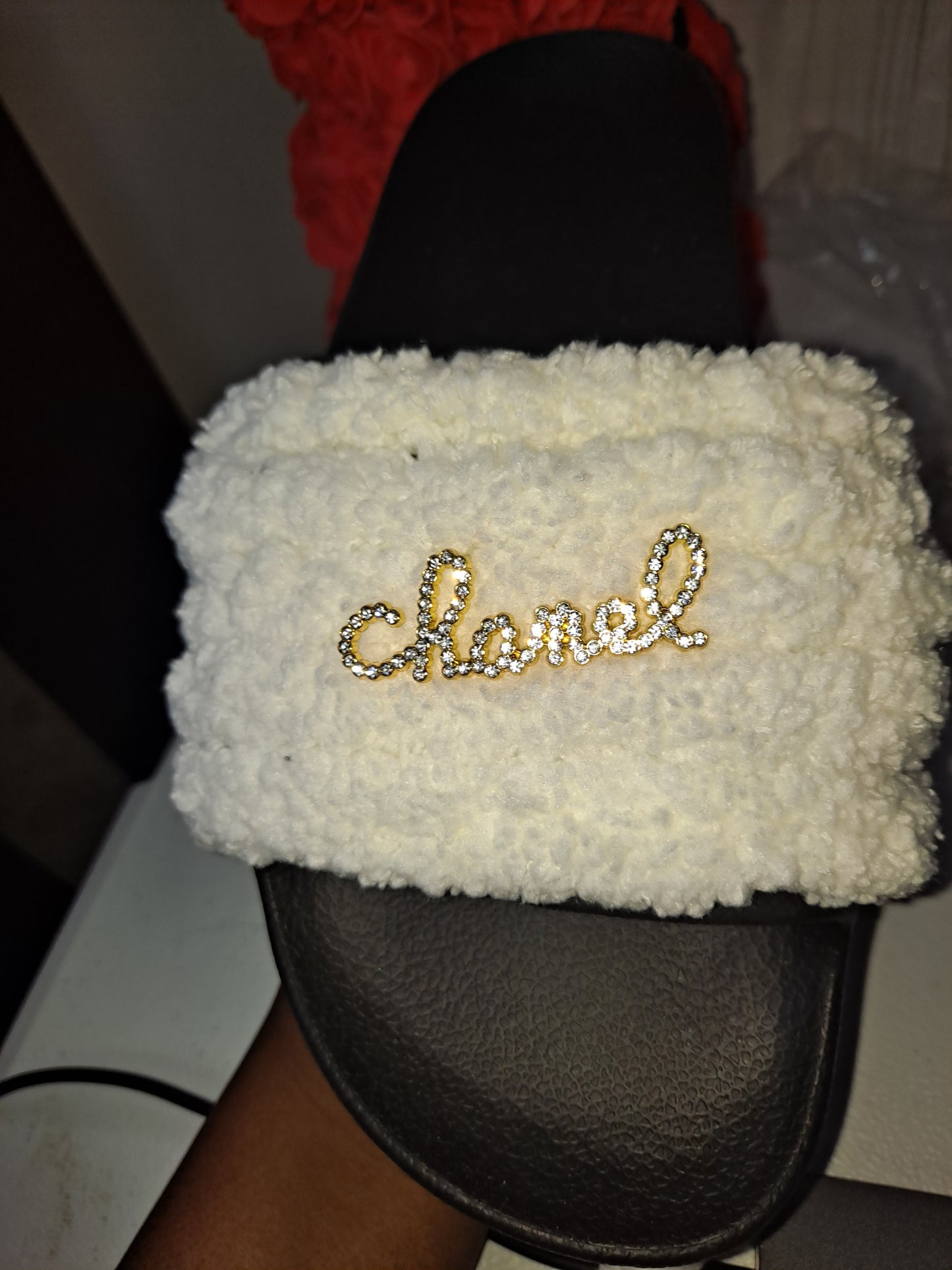 CHUNKY YARN SLIDES